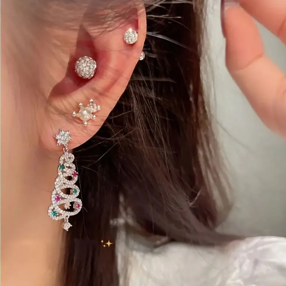 👋 SILVER RHINESTONE CHRISTMAS TREE  earrings | Mix And Match 3/$20